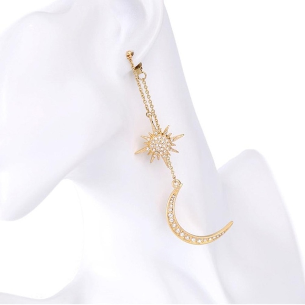 🌙 🌟 Lovely Boho crescent moon and star burst tassel earrings gold or silver - Picture 8 of 11